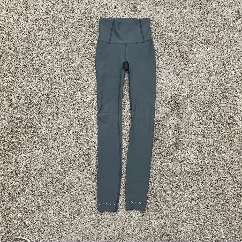 LULULEMON Size 2 Women's Nylon Spandex High Rise Waist Leggings Gray